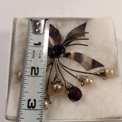 Vintage Sterling Silver. Stone, and Faux Pearl Brooch (D4)