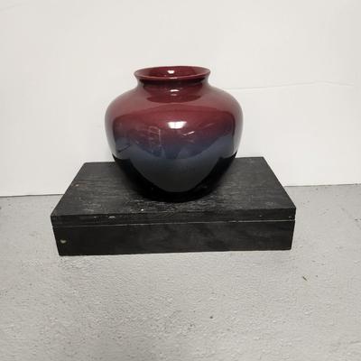 UND pottery Lamp base