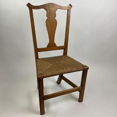 1042 Antique Country Chippendale Style Side Chair w/ Rush Seat