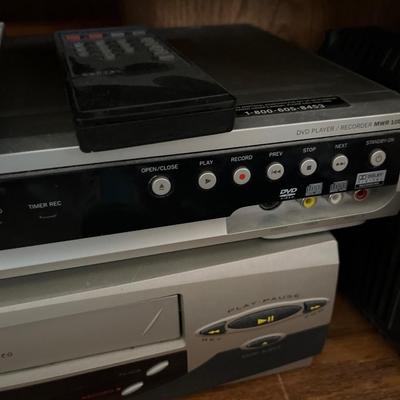 L51- DVD & VCR players