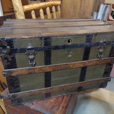 Vintage Wood Steamer Chest (No Tray)
