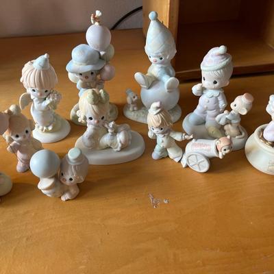 L52- Precious Moments lot 3