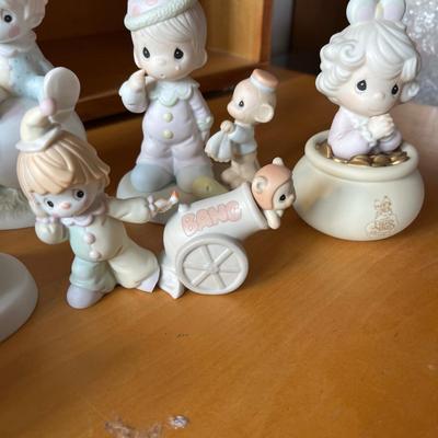L52- Precious Moments lot 3