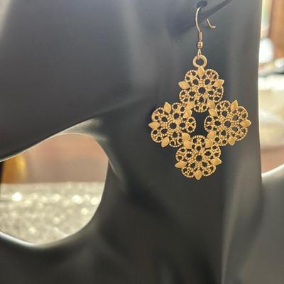 Medal Gold toned women’s fashion earrings