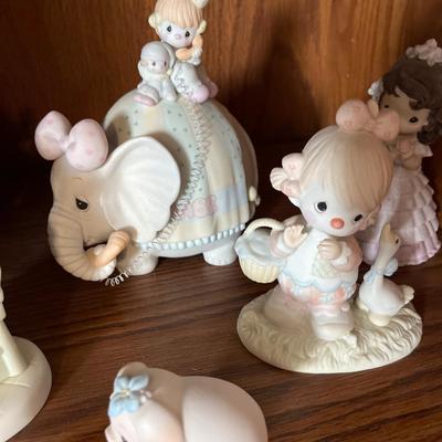 L54- Precious Moments lot 5