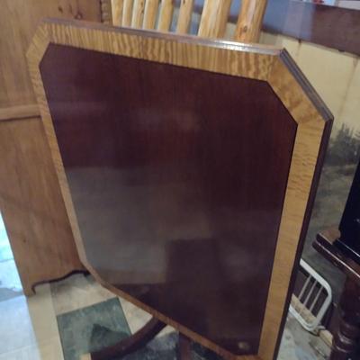 Mahogany Mixed Wood Inlay Tilt Top Table Large Sized on Castors