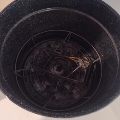 Covered Enameled Pot with Rack for Water Bath Canning