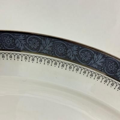 Lot 1053 Set of Royal Doulton Sherbrooke Fine Bone China 53 Pieces