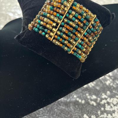 Earthy glass Beaded stretchy bracelet