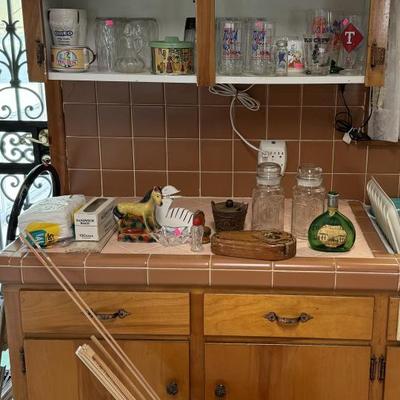Kitchen dishes
