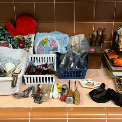 Misc kitchen supplies