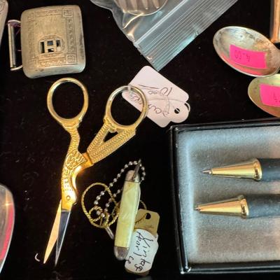 Misc, Belt buckles, pins