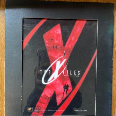 L80- Beatles Anthology & New Zealand books with X-Files pic