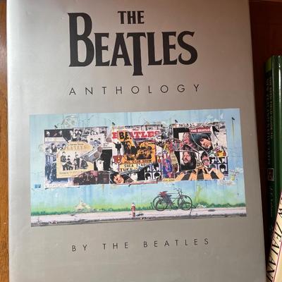 L80- Beatles Anthology & New Zealand books with X-Files pic