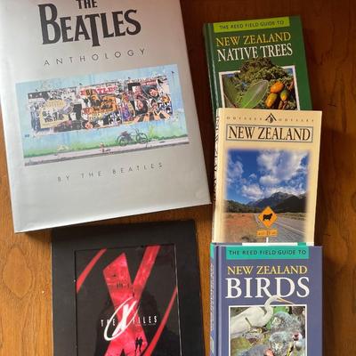 L80- Beatles Anthology & New Zealand books with X-Files pic