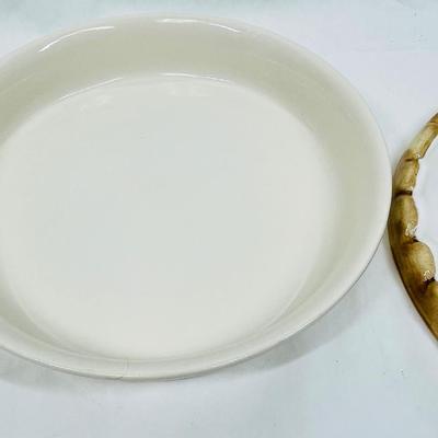 Vintage Ceramic Pie Holder Dish Cherry or Holly Berry on white design