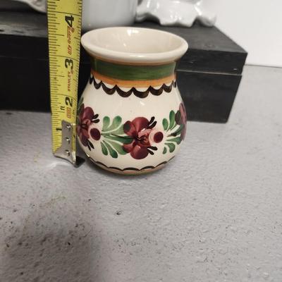 Floral pottery/porcelain lot