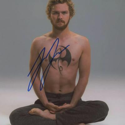 Game of Thrones Finn Jones signed photo