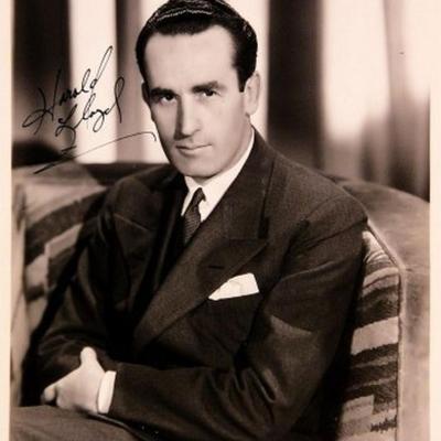 Harold Lloyd signed portrait photo 