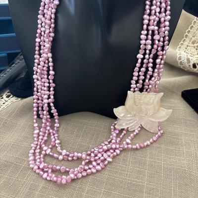 Pink pearl with glass pendant