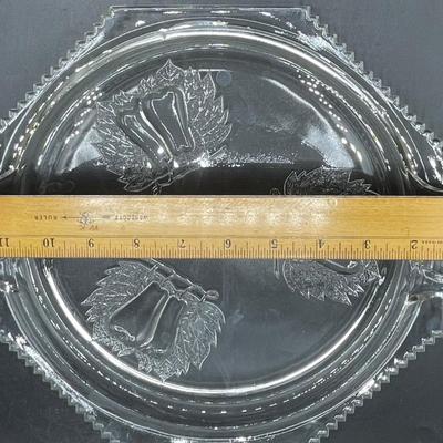 Jeanette Baltimore Pear Glass Cake Plate with Handles