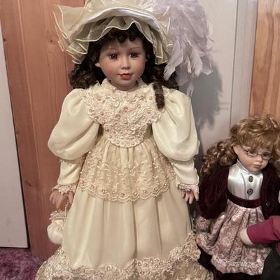 Porcelain Doll Lot
