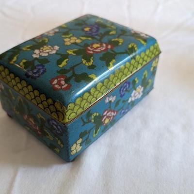 Antique Chinese Cloisonne Enameled Metal Trinket Box