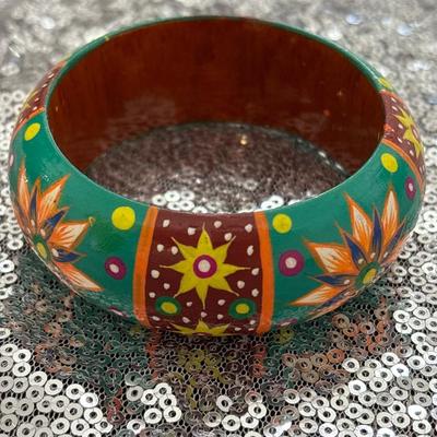 Vintage green flower polkadot wood bangle bracelet