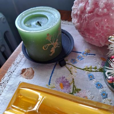 6 pc candle holidy décor lot