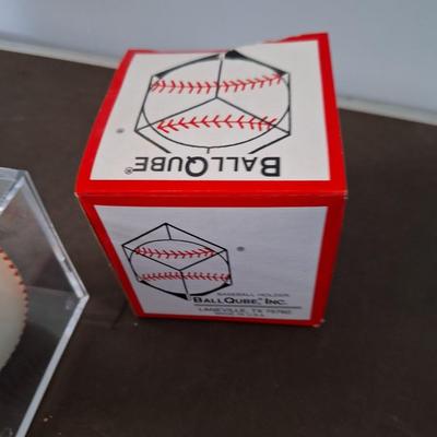 Ball Qube/Cal Ripkin Ball