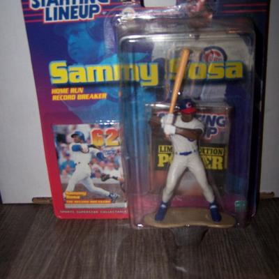 LOT 126 NEW IN PACKAGE STARTING LINE-UP SAMMY SOSA