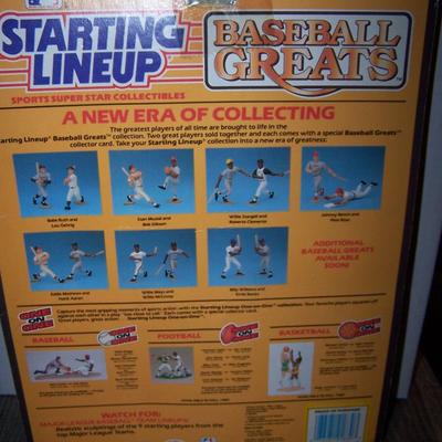 LOT 128 NEW IN PACKAGE STARTING LINE-UP BASEBALL GREATS ROBERTO CLEMENTE & WILLIE STARGEL