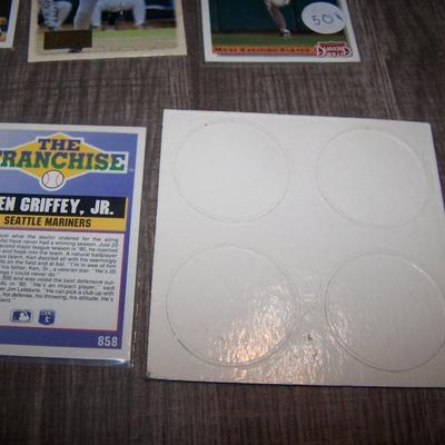 LOT 139 KEN GRIFFEY JR 10 CARD LOT W/ROOKIE
