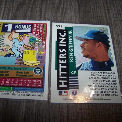 LOT 139 KEN GRIFFEY JR 10 CARD LOT W/ROOKIE