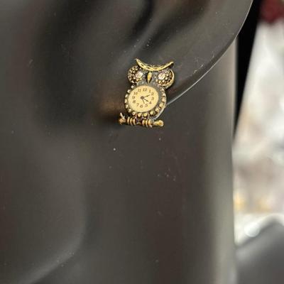 Owl brass toned stud earrings