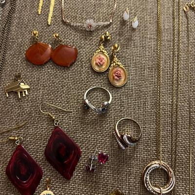Jewelry Lot