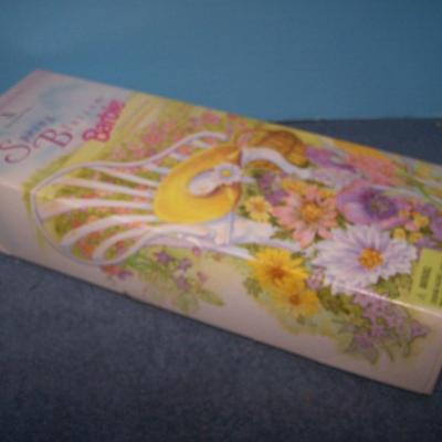LOT 151 HOLLAND HERALD BARBIE MAGAZINE
