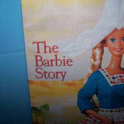 LOT 151 HOLLAND HERALD BARBIE MAGAZINE