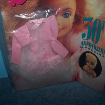 LOT 152 30TH ANINVERSARY TARGET EXCLUSIVE BARBIE NEW IN PACKAGE