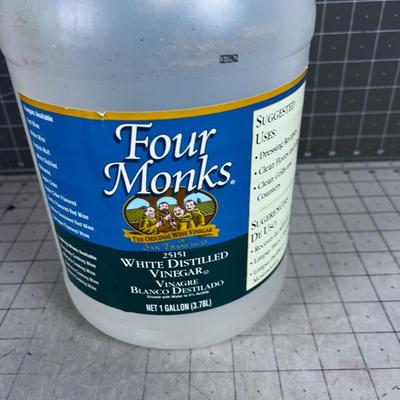 1 Gallon of White Vinegar NEW 
