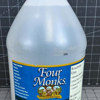1 Gallon of White Vinegar NEW 