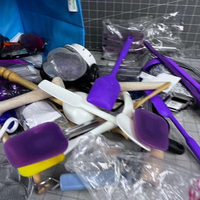 Super Kitchen Utensil Lot 