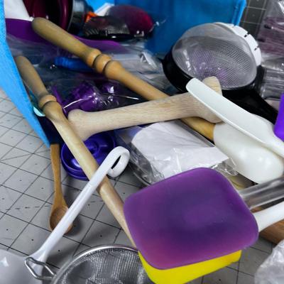 Super Kitchen Utensil Lot 