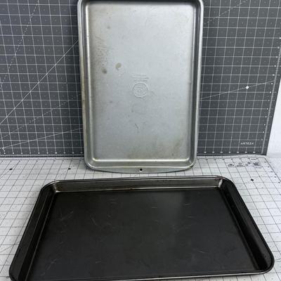 Baking Sheets (2) 