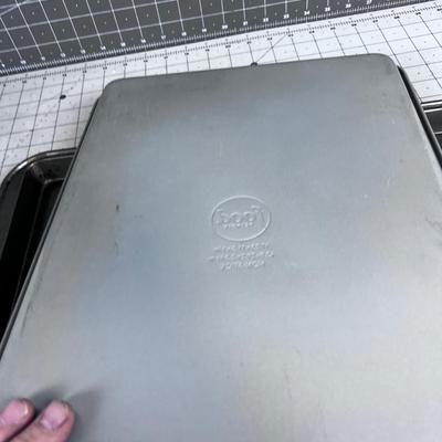 Baking Sheets (2) 