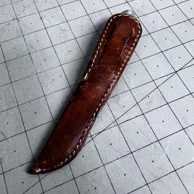 Western Stacked Leather Fixed Blade Knife with Scabbard 