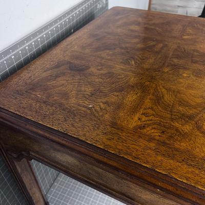 Drexel Heritage Walnut Burl End Table With Tray