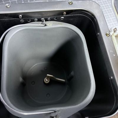 Westbend Bread Maker