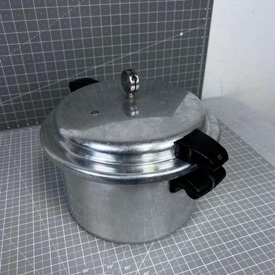 Pressure Cooker