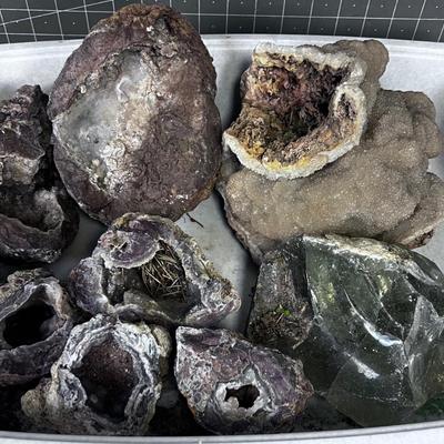 Tub of Geodes